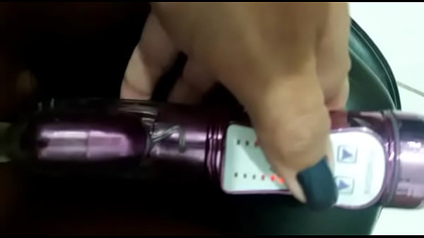 Play MP4 - Coroa se masturbando delicia