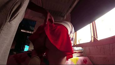 Padrastro Seduce A Su Hijastra De 18 Como Si Fuera Su Mujer, Ella No Tra&iacute;a Bragas Debajo De La Falda thumbnail