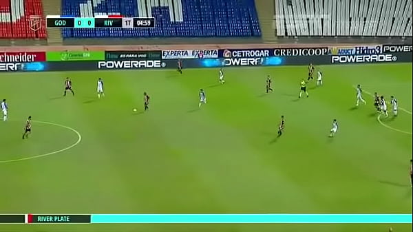 Nonton Duas Argentina Gostosas Se Enrabando thumbnail