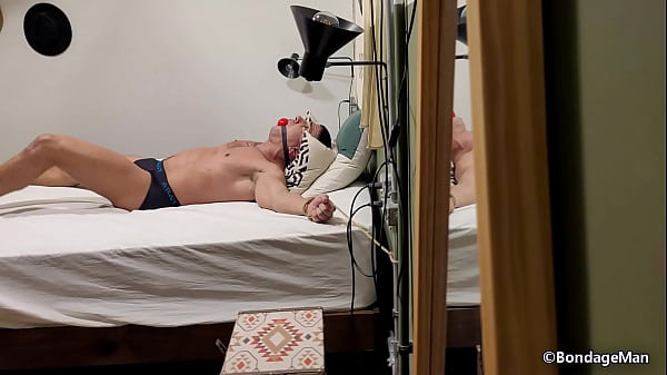 Play MP4 - Lucas Mancinni bound and gagged tickled by Jerri Gomes &vert; preview