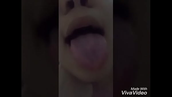 marla_appleton_tongue_fetish
