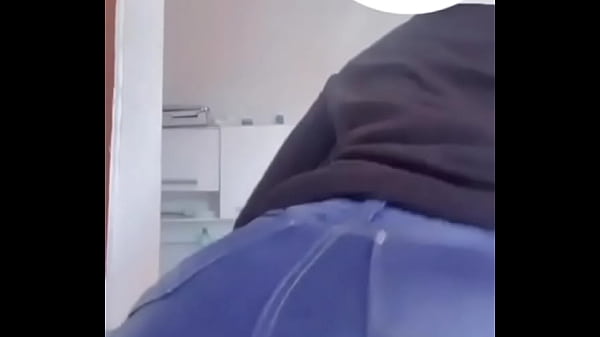 Rebolando gostoso pra voc&ecirc; gozar 