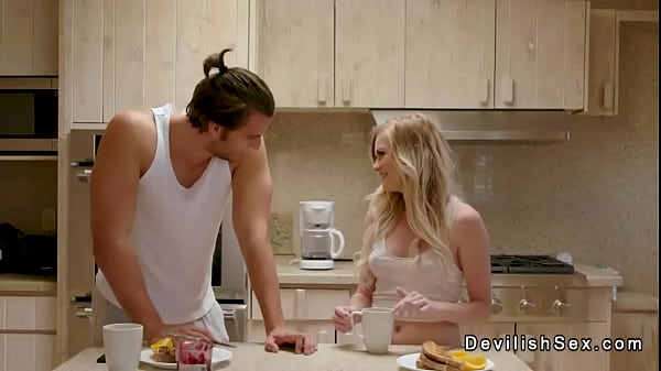 Husband letswife cheat on him with_strangeroutdoors