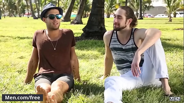 Hole - Trailer preview - Men.com 