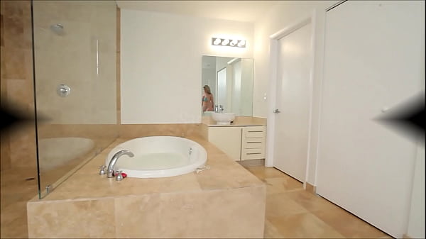 Nice bubble bath & ass sara jay takes her time playing with herself 