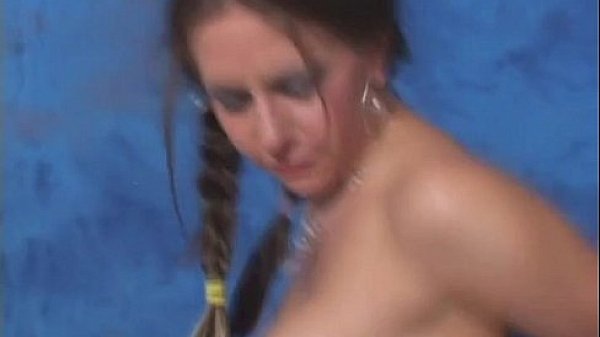 Hot masseuse with tiny whoppers