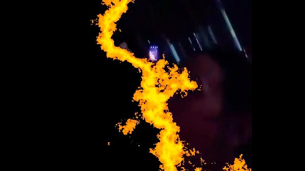 Nonton Hot Tub Fun thumbnail