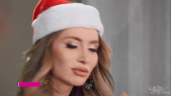 Fuck Me Under The Mistletoe 