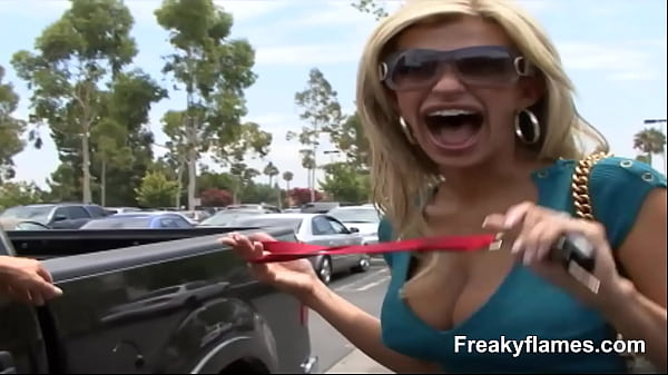 Hot amateur Youngster get pumped strong in puss hard after giving joyful blowjob 