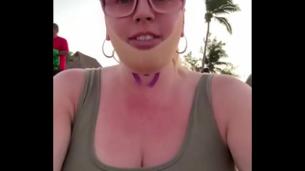 Nonton Surgery Was A Success. Now Enjoying The Beach Before Hurrican Beryl Makes Its Way To Playa Del Carmen. #beachday thumbnail