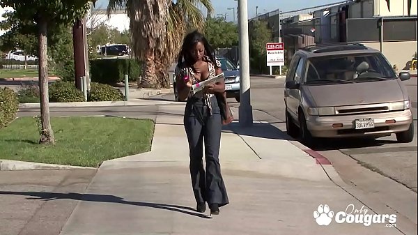 Sexy butt Vanessa B enjoy fucking a monster black dick 