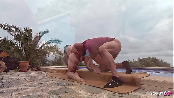 Curvy big natural bouncing boobs step daughter seduce old stranger to fuck her anal at holiday trip near pool