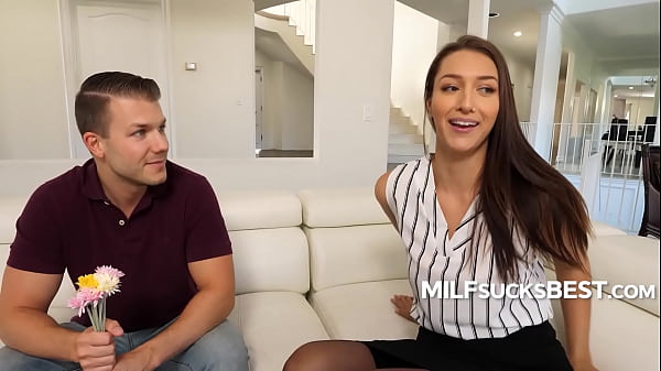 Stacys Stepmom Bella Rolland MILFSucksBest