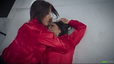 Brunettes With Huge Boobs Tied And Wrapgagged In Bdsm Helpless Struggling Stuffed thumbnail