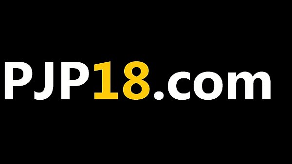 Weird vibrator in_her spread vaginahole