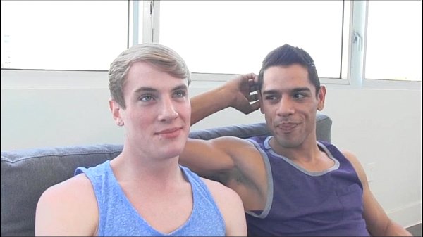 Play MP4 - GayRoom big dick latino unloads all over white twink