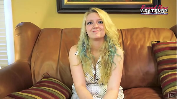 Blonde Cutie Chelsie R Masturbates Her Pussy And Sucks A Hard Cock! thumbnail