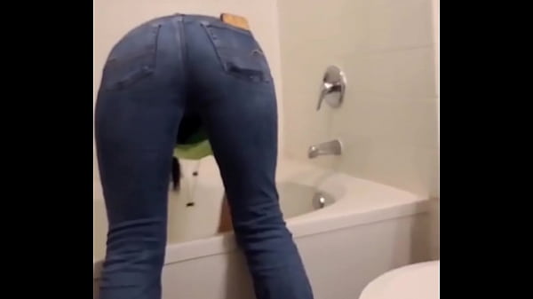 Nonton Culo De Venezolana thumbnail