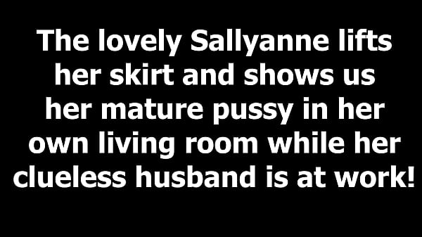 Nonton The British Upskirt Panty Pervert S A British Wife To Watch Her Masturbate. thumbnail