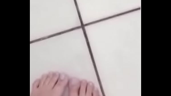 Lindos pezinhos, voc&ecirc_ nunca viu pra assim