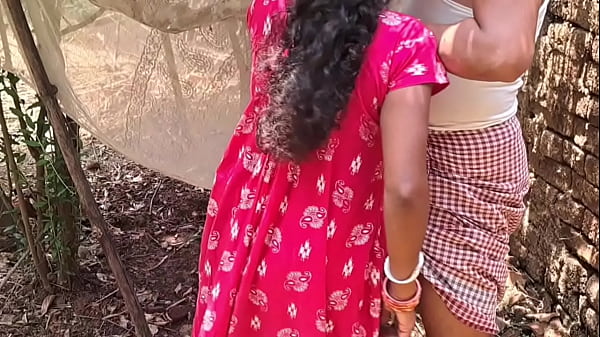 Play MP4 - Young desi stepmom seduce by her stepson in the night time