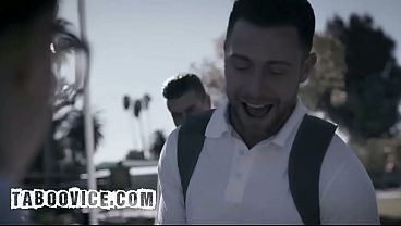 Nonton Nerdy Brunette Gets Double Fucked After Class thumbnail