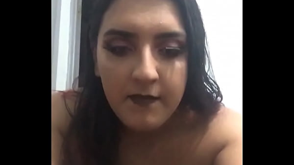 Play MP4 - Mia Amaral almost naked