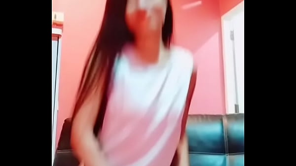 Thaitwentybabe sexy undressing 