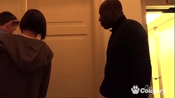 Play MP4 - Anabelle's Hubby Drinks A Load Out Of Her Asshole - Cuckold