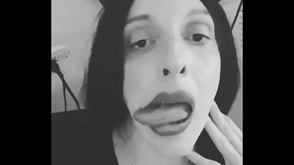 Nataphillipa tongue work