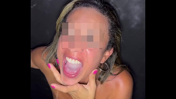 Parte 1: Muita Putaria Na Casa De Swing: Belinha Deu No P&ecirc;lo, Levou Gozada Na Boca E Na Buceta E Fez O Corno Limpar A Porra A L&iacute;ngua thumbnail