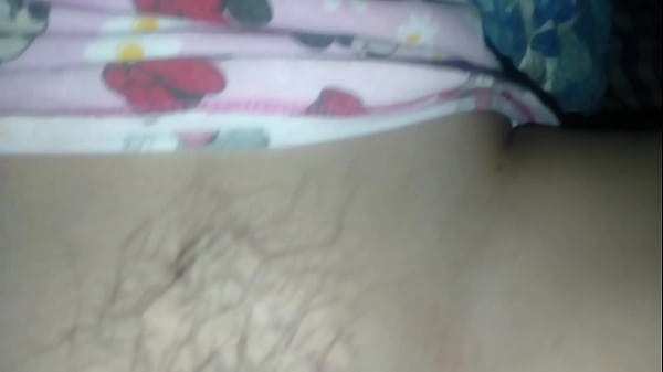 น้ำแตกแรงมากเข้าไปในรูหีของสาวพยาบาล