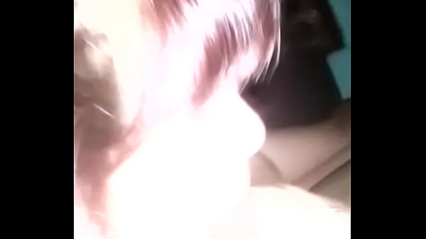 Vecina infiel le encanta mi verga