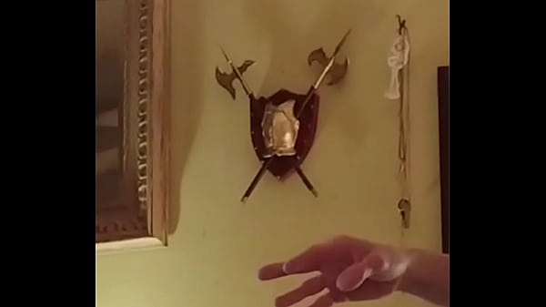 Nonton Good Bitches Suck!! thumbnail