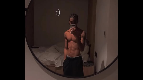 Nonton Thetitusbull Is Your Favorite Young Bull! thumbnail