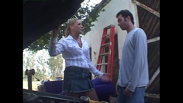 Play MP4 - MILTF - Don't you want to offer your services to an attractive MILF&quest;