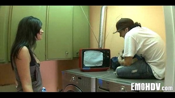 Emo babe with tatsgets some dick_166