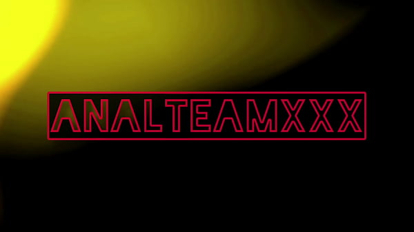 Play MP4 - Me rellenan por todos lados&colon; me metieron un plug&comma; un vibrador y una verga&period;