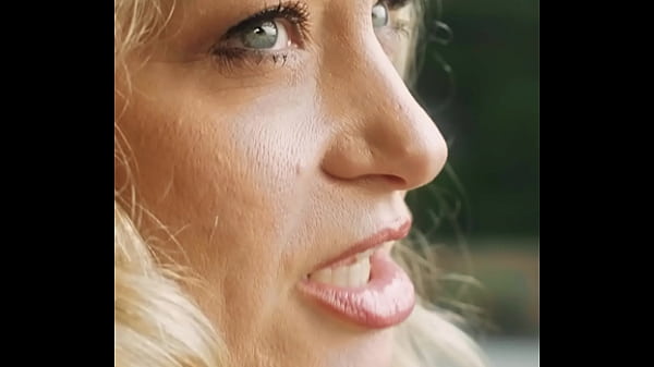 Play MP4 - SHESEDUCEDME The Lesbian Audit