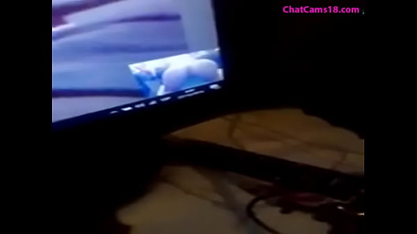 mostrando mis nalgotas por skype