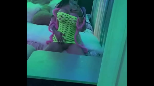 Esperando al primero ksnsnsnnsks ando re caliente