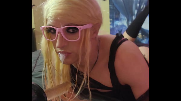 Fuck Machine Trains Back Of Sissy's Throat thumbnail