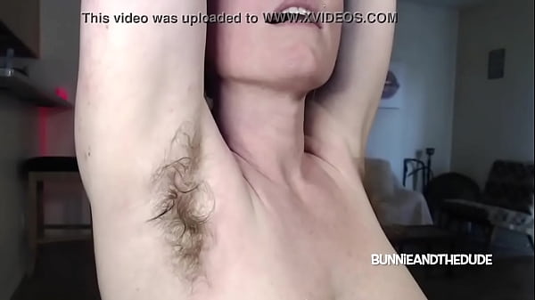 HairbrushMusky Pungent Natural Armpits - BunnieAndTheDude