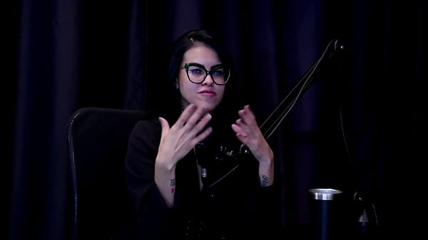 Conheceu a Santa Caliente, teve que aprender as posi&ccedil;&otilde;es de atores, os problemas que teve com a fam&iacute;lia, ficou decepcionado, e o fetiche com trans... - Tiago Oliveira (WATCH ON: SHEER/RED) 