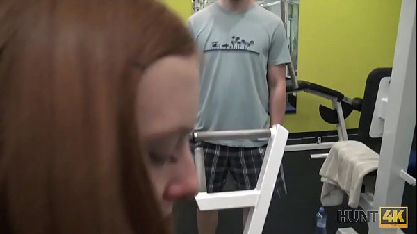 HUNT4K. Bargeld aus der Tasche des Jägers ist hübsch genug, umLinda Sweet zu kaufen