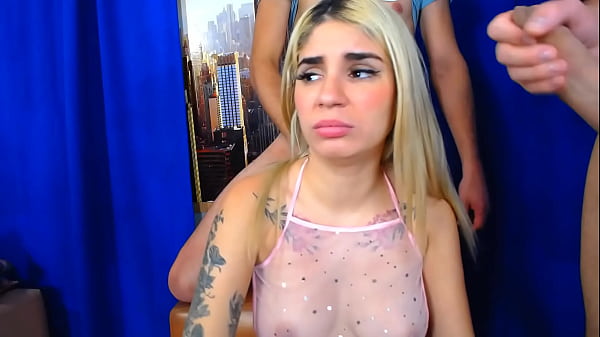 This_is her first time givingblowjobs to 3 friends HORNY BLONDE