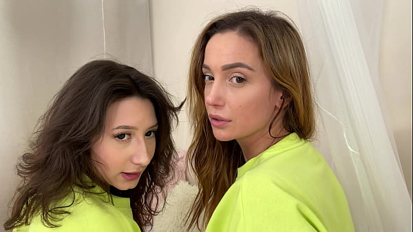 Nonton Hot Oiled Asses, Big Tits, Pussy Eating, Double Bj, Pussy To Mouth With Lola Bredly thumbnail