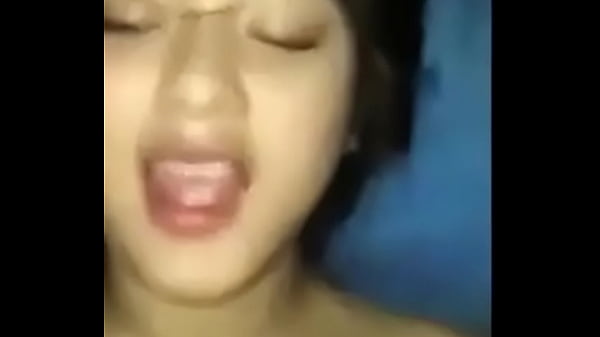 Kinantot ko sa kama ang pinay