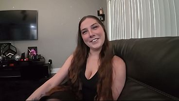 Nonton Cheating Wife Offers More Than Her Services thumbnail