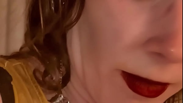 Hottie holland in black 